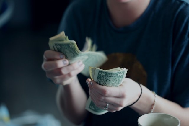 How to Earn Money as a Technical Writer